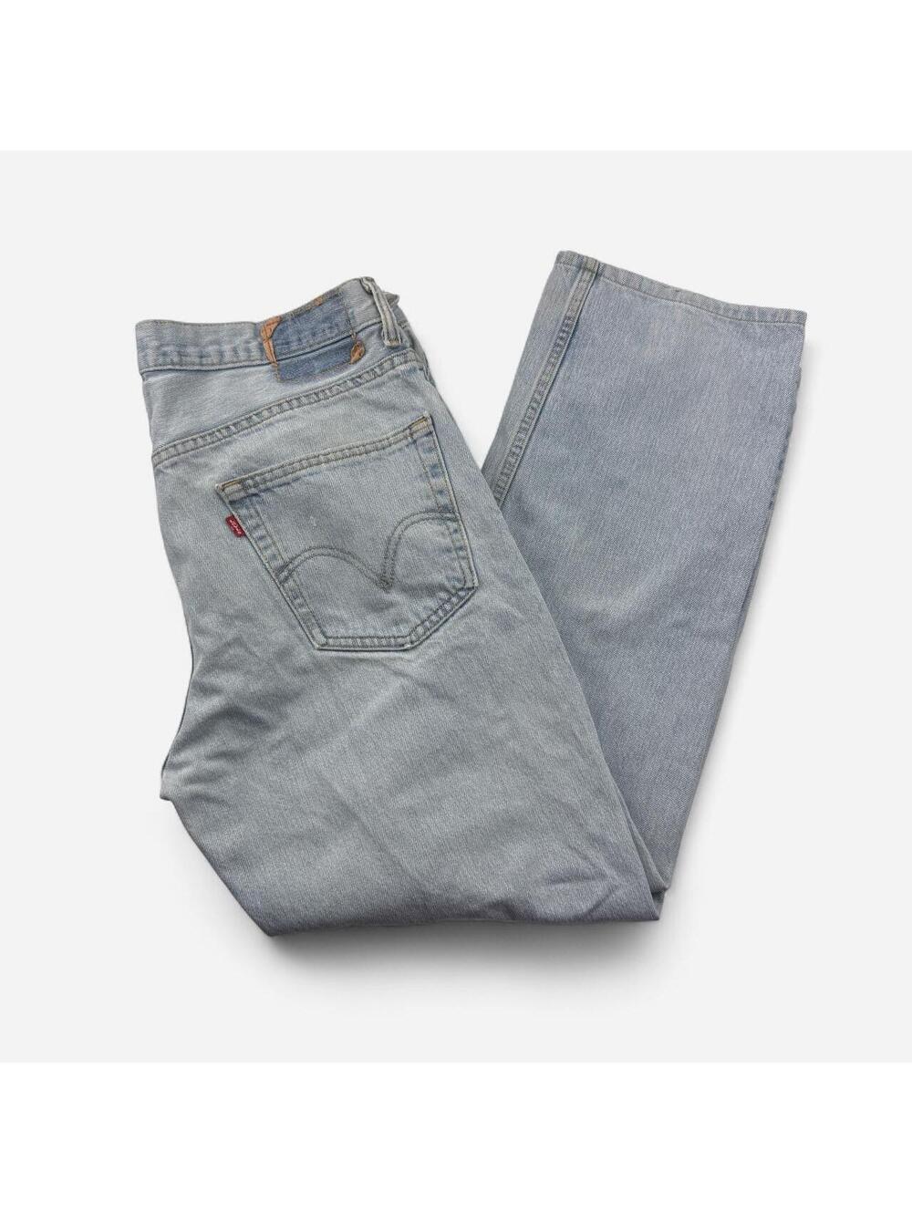 Levi's 550 Vintage Light Wash Relaxed Tapered Jeans in Blue